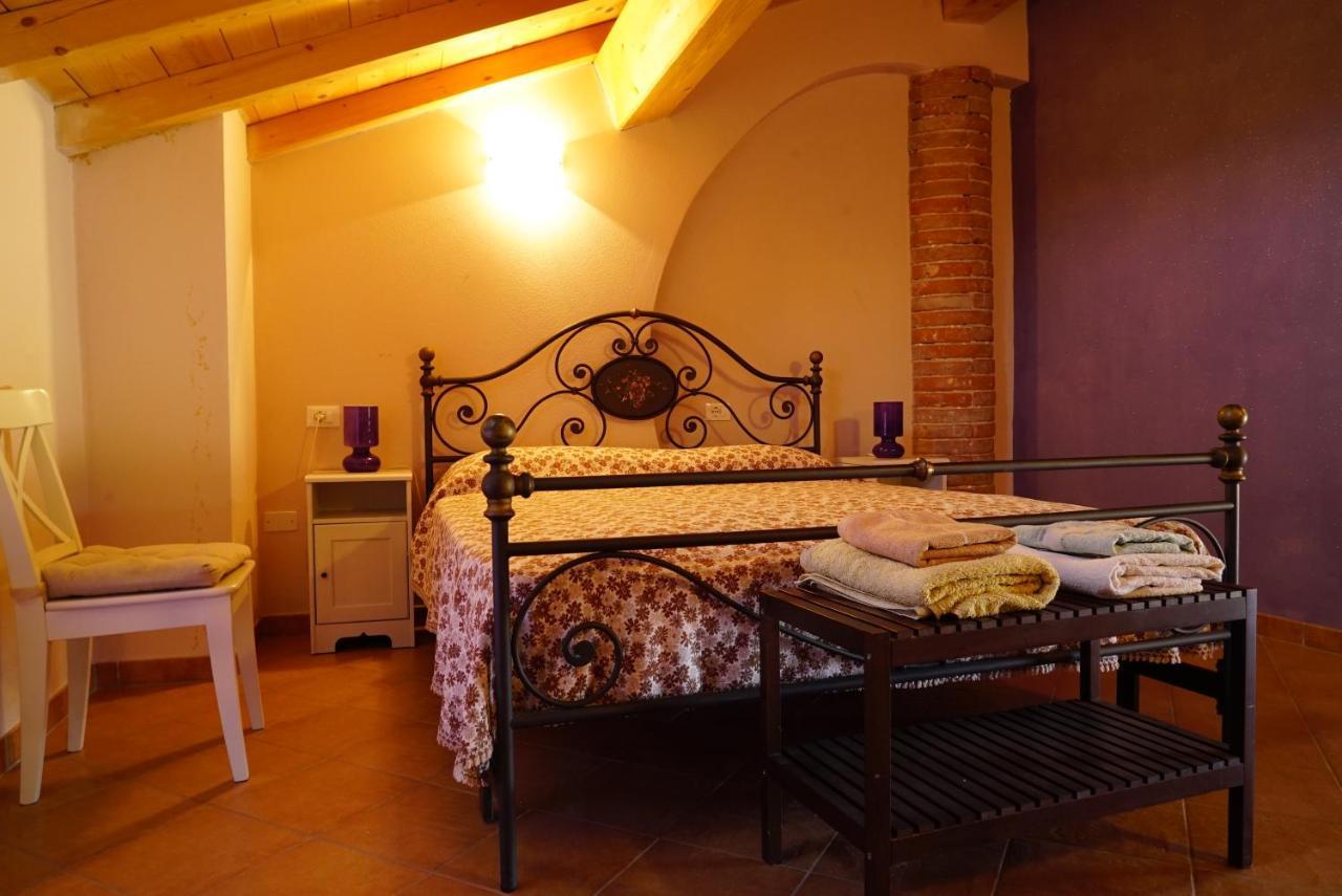Villa Agriturismo Il Sole Rivarolo del Re ed Uniti Exterior foto