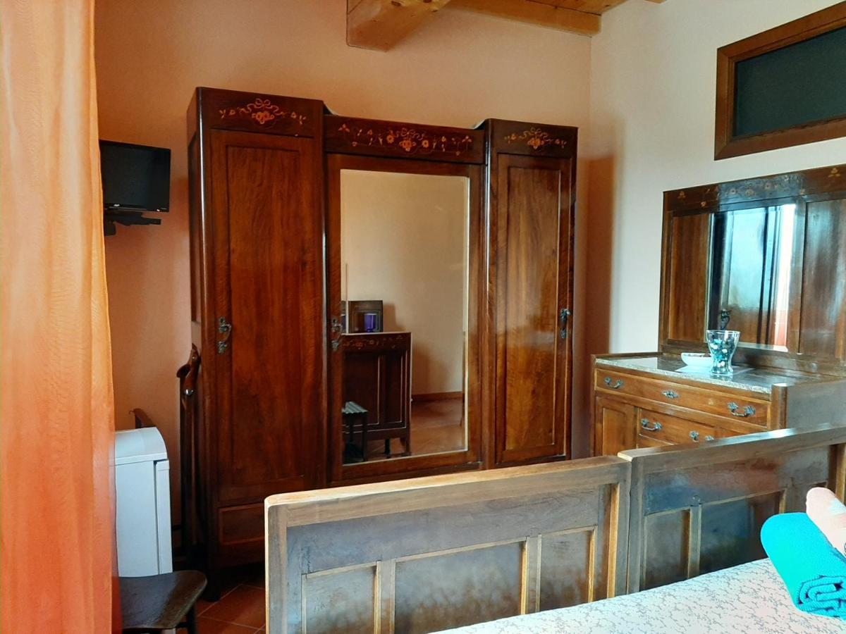 Villa Agriturismo Il Sole Rivarolo del Re ed Uniti Exterior foto