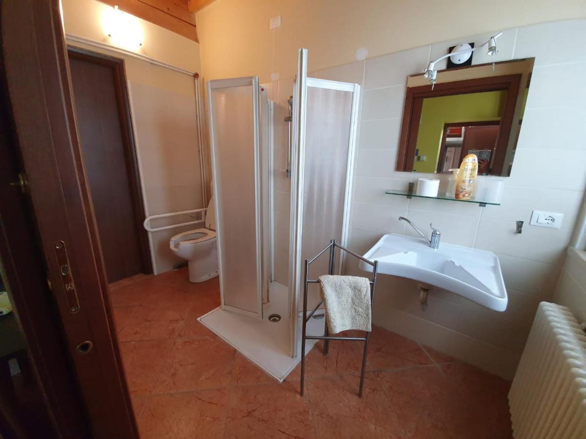 Villa Agriturismo Il Sole Rivarolo del Re ed Uniti Exterior foto
