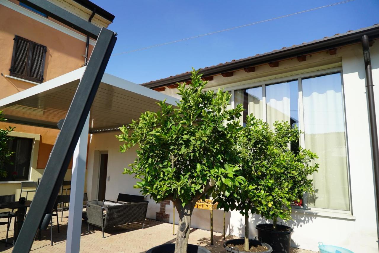 Villa Agriturismo Il Sole Rivarolo del Re ed Uniti Exterior foto