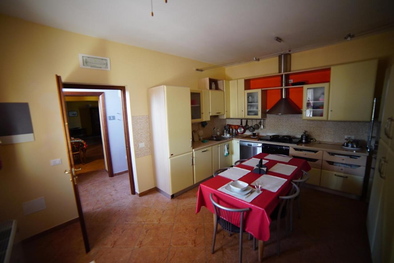 Villa Agriturismo Il Sole Rivarolo del Re ed Uniti Exterior foto