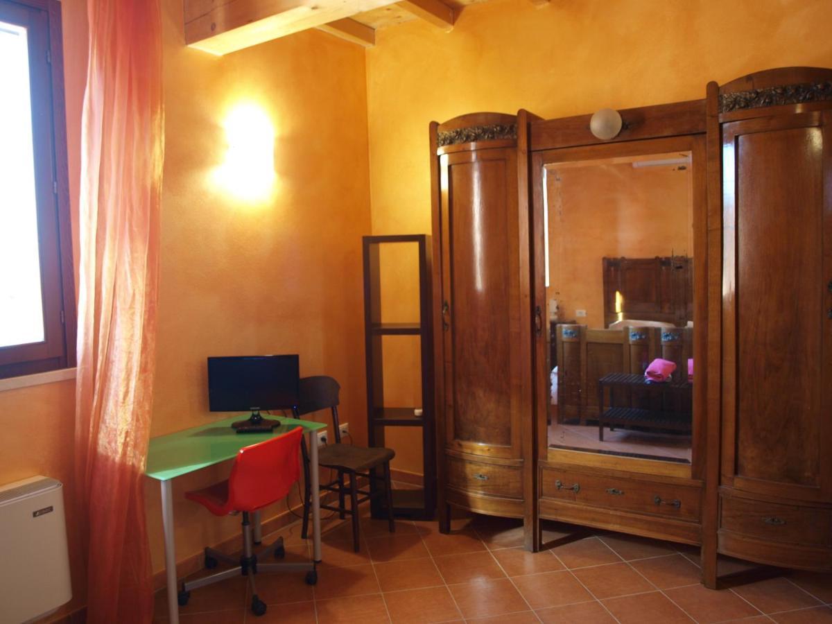 Villa Agriturismo Il Sole Rivarolo del Re ed Uniti Exterior foto