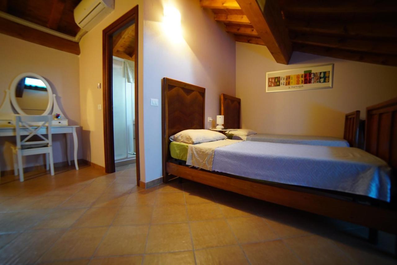 Villa Agriturismo Il Sole Rivarolo del Re ed Uniti Exterior foto